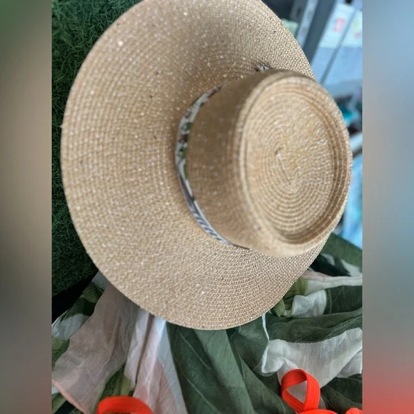 Summer hat - Picture 2 of 4